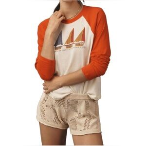 Hunter Bell Yacht Club Raglan Tee Size S